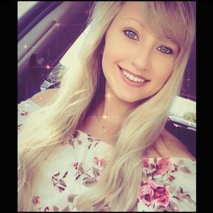 Meet your Posher, Devan